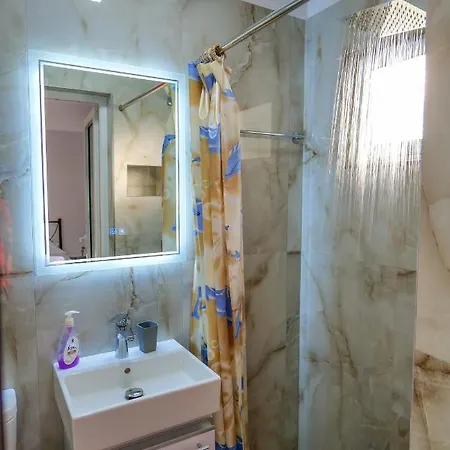 Appartement Ani Borsh