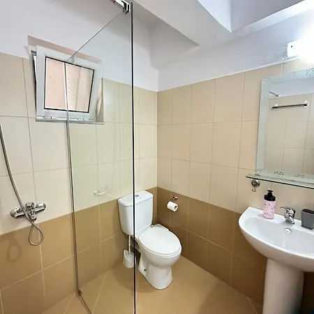 Apartman Ani *